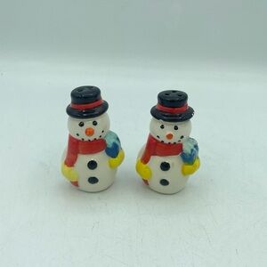 Vintage Christmas Snowman Salt And Pepper Shakers Pair Top Hats Scarf 3"…